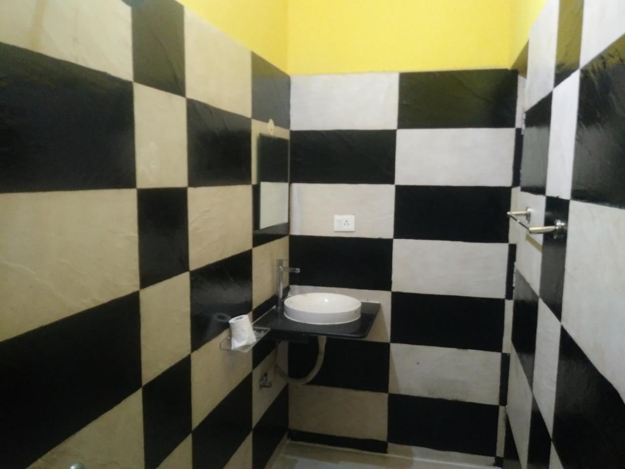 Royale Achaya Bed & Breakfast Chennai Exterior foto
